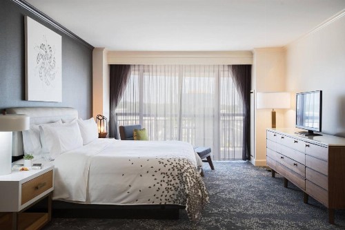 Renaissance Raleigh North Hills Hotel - image 42