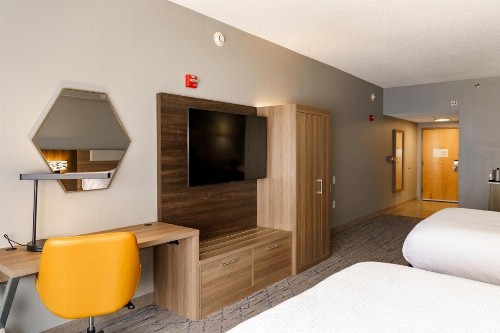 Holiday Inn Express Hotel Raleigh Southwest an IHG Hotel - image 23