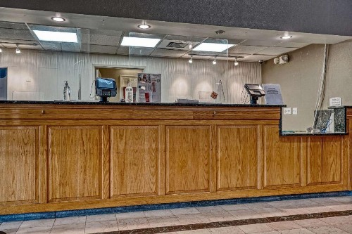 Quality Inn Raleigh near Walnut Creek Amphitheatre - image 12
