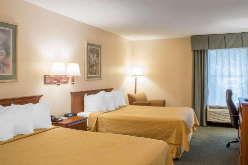 Quality Inn Raleigh near Walnut Creek Amphitheatre - image 16