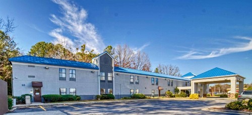 Quality Inn Raleigh near Walnut Creek Amphitheatre - image 7