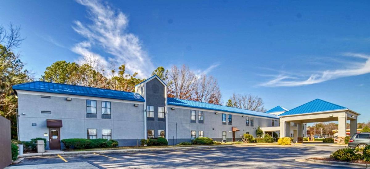 Quality Inn Raleigh near Walnut Creek Amphitheatre - image 7