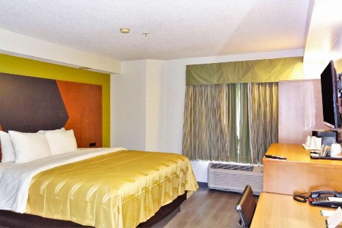 Quality Inn & Suites Raleigh North Raleigh - image 18