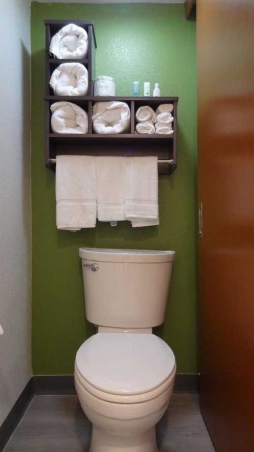 Quality Inn & Suites Raleigh North Raleigh - image 20