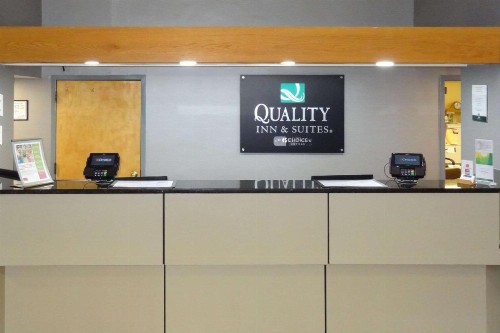 Quality Inn & Suites Raleigh North Raleigh - image 9