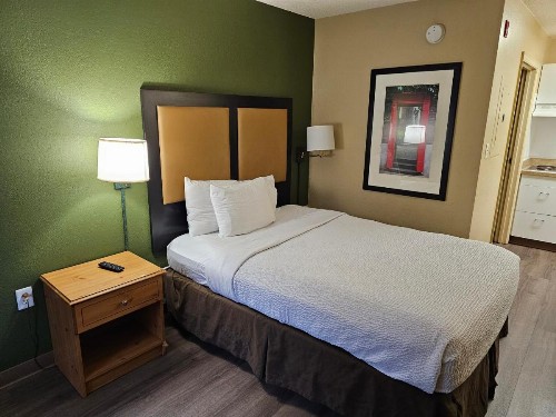 Extended Stay America Suites - Raleigh - Crabtree Valley - image 22
