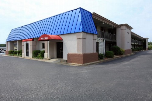 Americas Best Value Inn North Capital