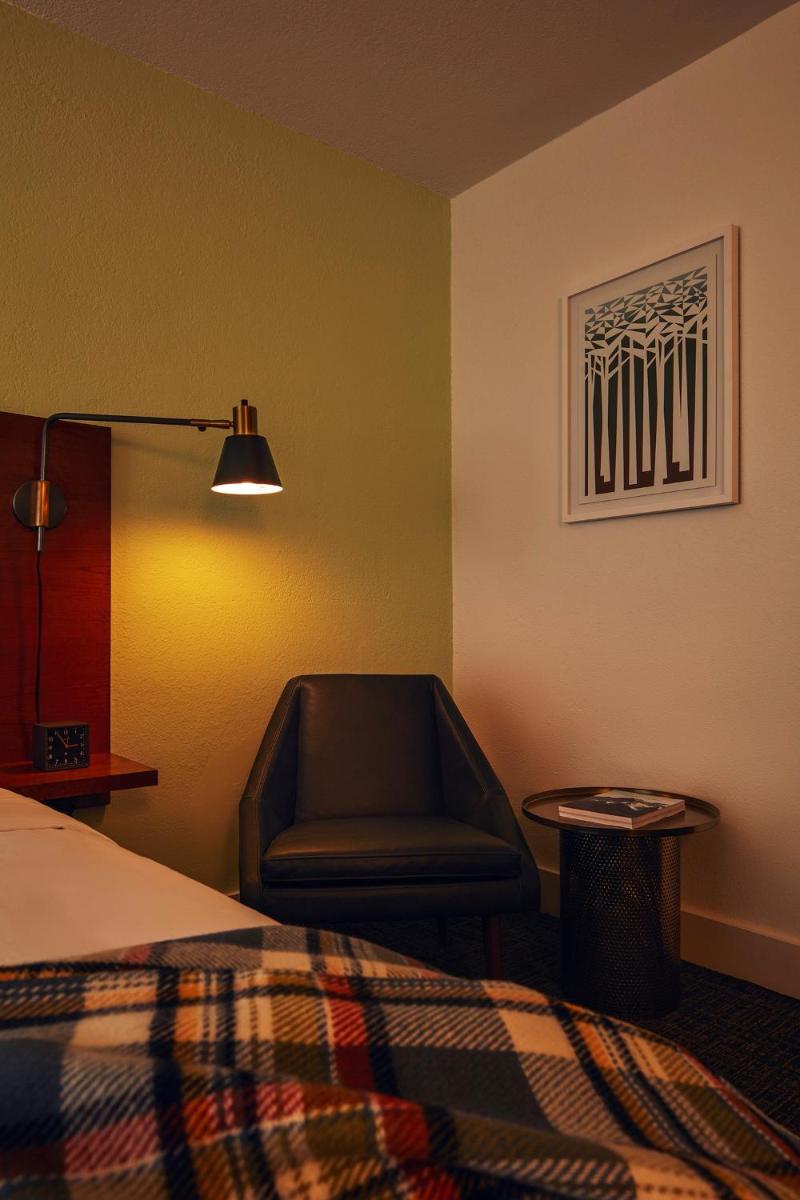 The Longleaf Hotel - image 7