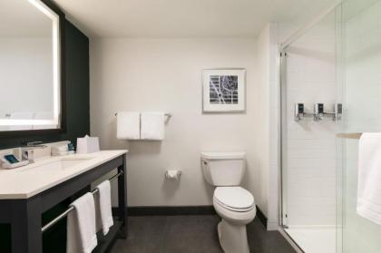 Four Points by Sheraton Raleigh Arena - image 12