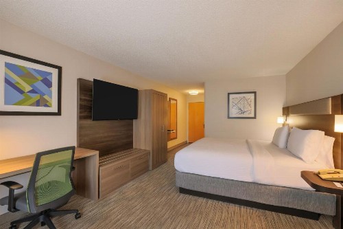Holiday Inn Express Hotel & Suites Raleigh North - Wake Forest an IHG Hotel - image 16