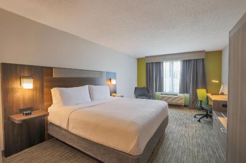 Holiday Inn Express Hotel & Suites Raleigh North - Wake Forest an IHG Hotel - image 23