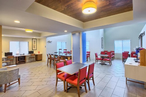 Holiday Inn Express Hotel & Suites Raleigh North - Wake Forest an IHG Hotel - image 39