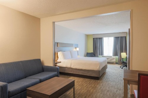 Holiday Inn Express Hotel & Suites Raleigh North - Wake Forest an IHG Hotel - image 45