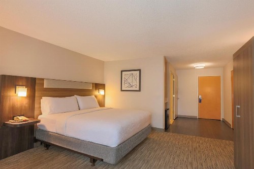 Holiday Inn Express Hotel & Suites Raleigh North - Wake Forest an IHG Hotel - image 5