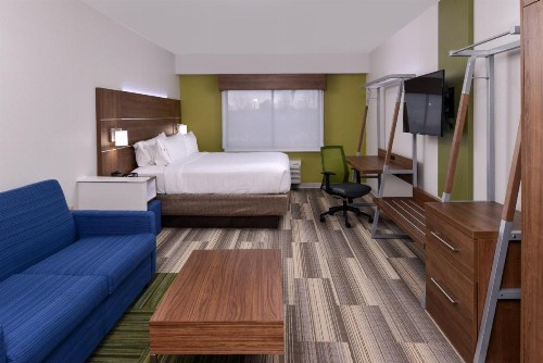Holiday Inn Express & Suites Raleigh NE - Medical Ctr Area an IHG Hotel - image 23