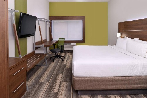 Holiday Inn Express & Suites Raleigh NE - Medical Ctr Area an IHG Hotel - image 34