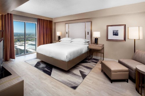 Sheraton Raleigh Hotel - image 36