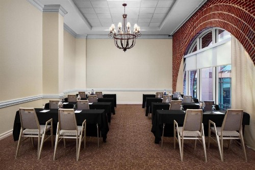Sheraton Raleigh Hotel - image 38
