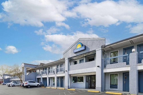Days Inn by Wyndham Raleigh Glenwood-Crabtree - image 10