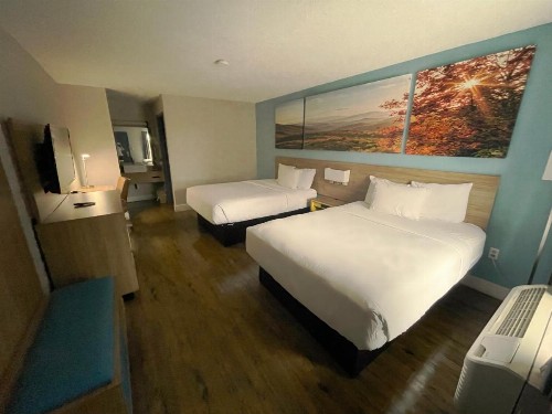 Days Inn by Wyndham Raleigh Glenwood-Crabtree - image 6