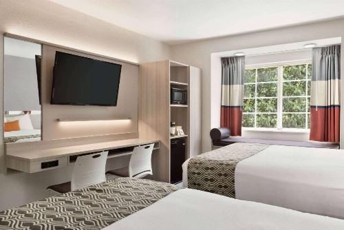 Microtel Inn & Suites by Wyndham Raleigh - image 28