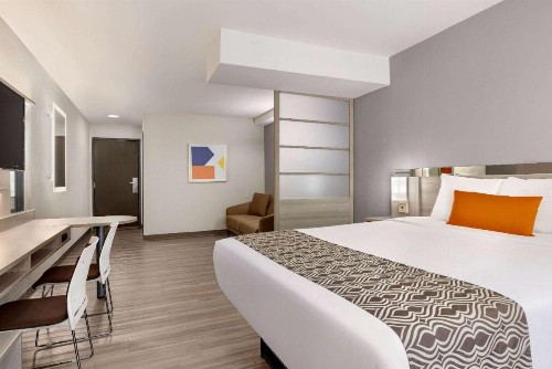Microtel Inn & Suites by Wyndham Raleigh - image 38
