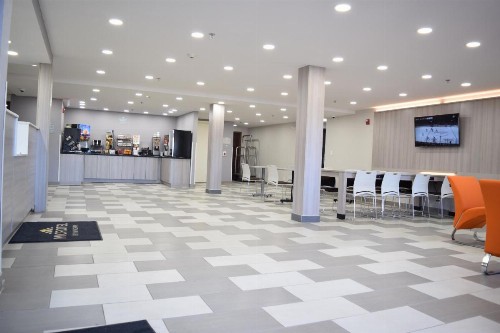 Microtel Inn & Suites by Wyndham Raleigh - image 46