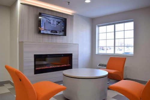 Microtel Inn & Suites by Wyndham Raleigh - image 7