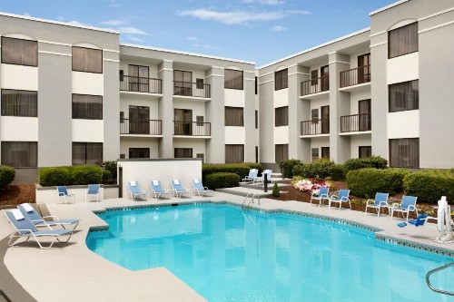Four Points by Sheraton Raleigh North - image 10