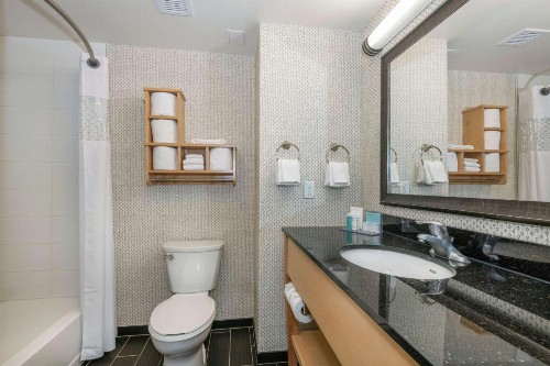 Hampton Inn & Suites Crabtree - image 20