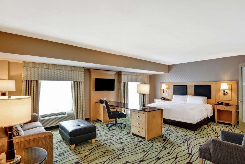 Hampton Inn & Suites Crabtree - image 28