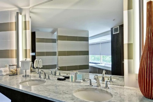 Hampton Inn & Suites Crabtree - image 37