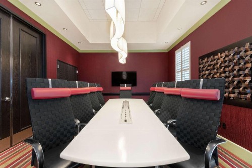 Hampton Inn & Suites Crabtree - image 45