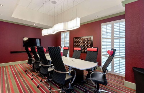 Hampton Inn & Suites Crabtree - image 47
