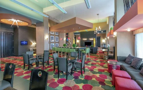 Hampton Inn & Suites Crabtree - image 5
