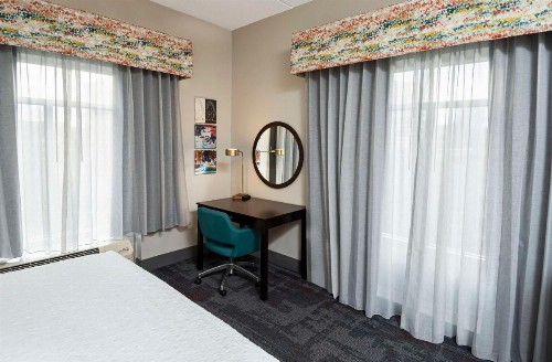 Hampton Inn & Suites - Raleigh Downtown - image 22