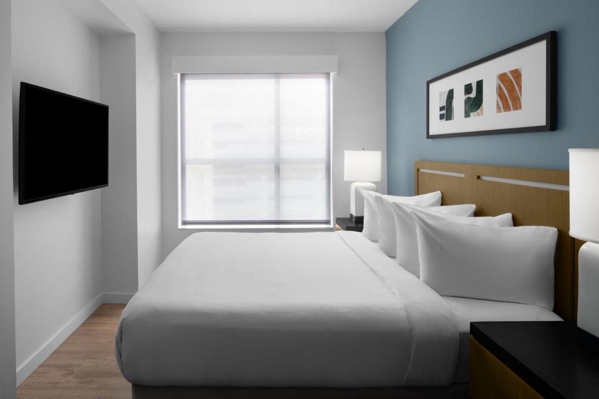 Hyatt House Raleigh North Hills - image 2