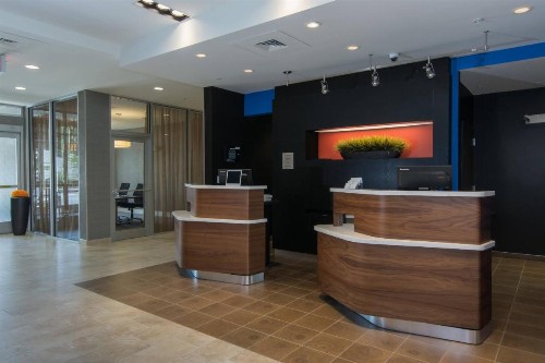 Courtyard by Marriott Raleigh-Durham Airport/Brier Creek - image 7