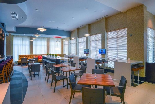 Hilton Garden Inn Raleigh/Crabtree Valley - image 21
