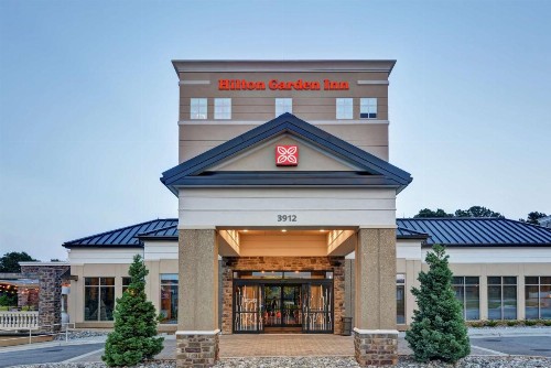 Hilton Garden Inn Raleigh/Crabtree Valley - image 33