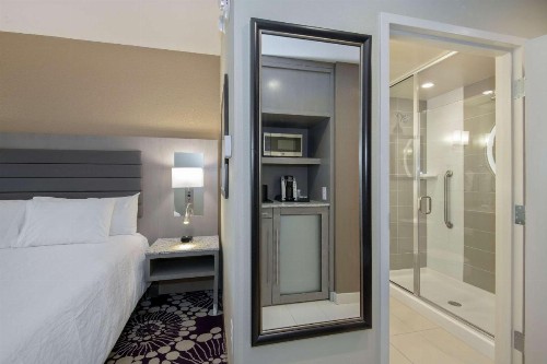 Hilton Garden Inn Raleigh/Crabtree Valley - image 50