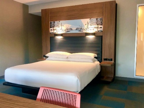 Aloft Raleigh - image 10