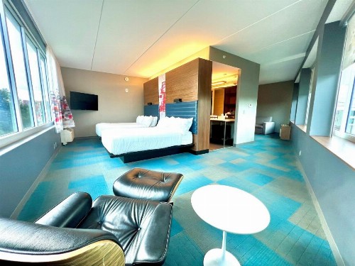 Aloft Raleigh - image 15