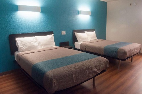 Motel 6-Raleigh NC - North - image 3