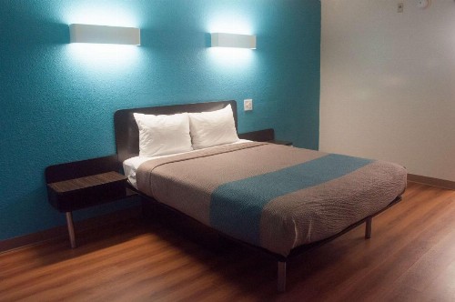 Motel 6-Raleigh NC - North - image 5