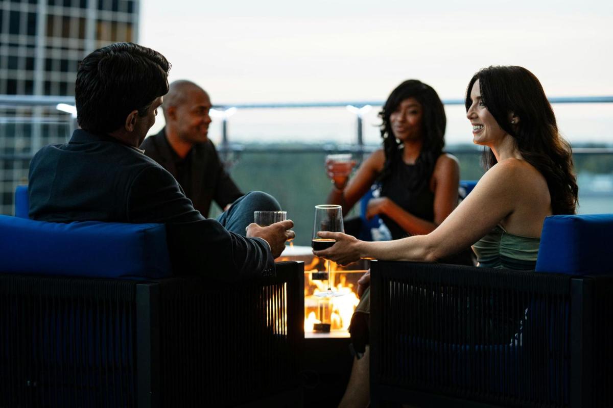 AC Hotel by Marriott Raleigh North Hills - image 2