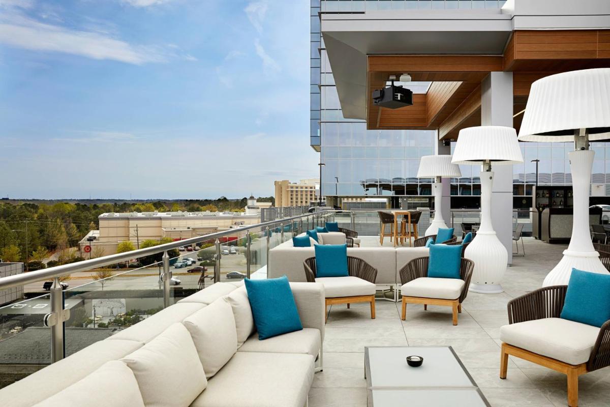 AC Hotel by Marriott Raleigh North Hills - image 3