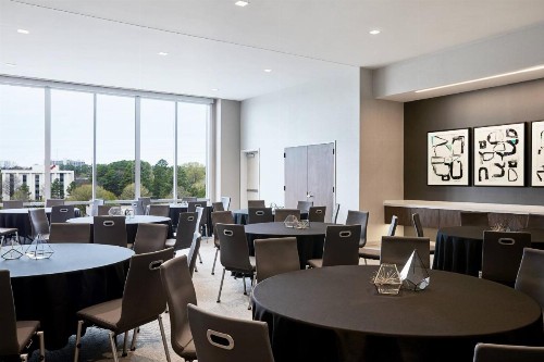 AC Hotel by Marriott Raleigh North Hills - image 44