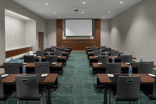 AC Hotel by Marriott Raleigh North Hills - image 6