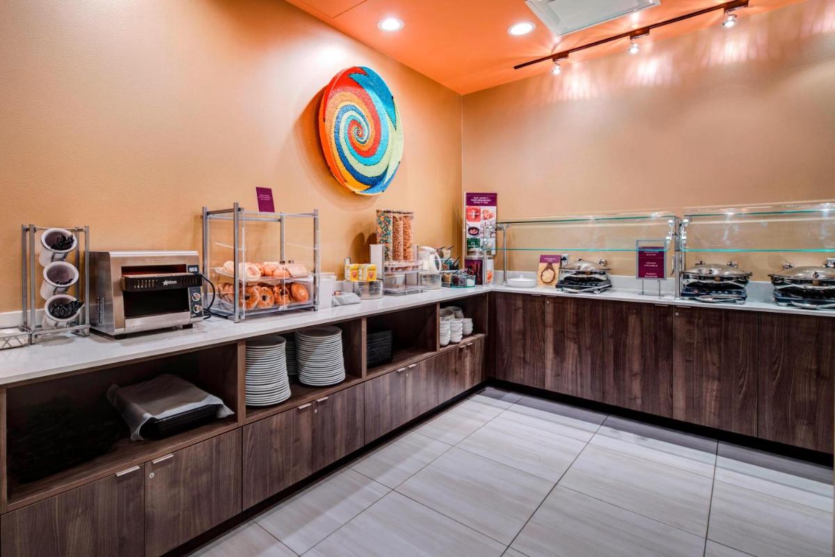 Residence Inn by Marriott Raleigh Downtown - image 2